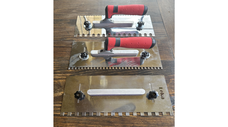 LeKa Adjustable Notched Trowel